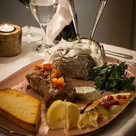 Restaurant Hillmers Hoff Отель Wesel (Lower-Saxony)